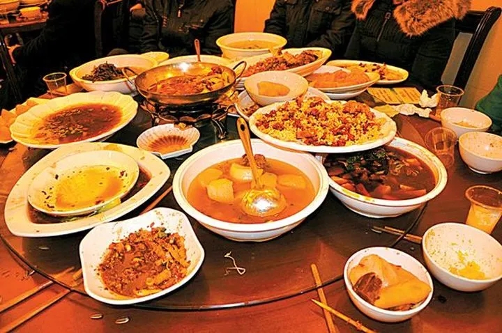 我們浪費(fèi)的食物，有著很大的危害