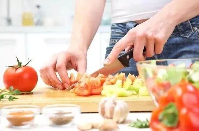 英利浦垃圾處理器，垃圾分類時代的好幫手！